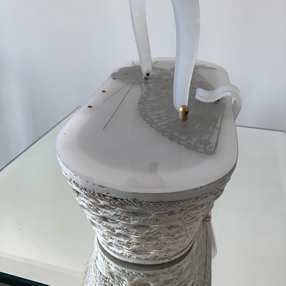 VTG 1950’s White Clear Lucite Basket Bag Wedding Structurally Sound Paint Wear - Picture 4 of 6